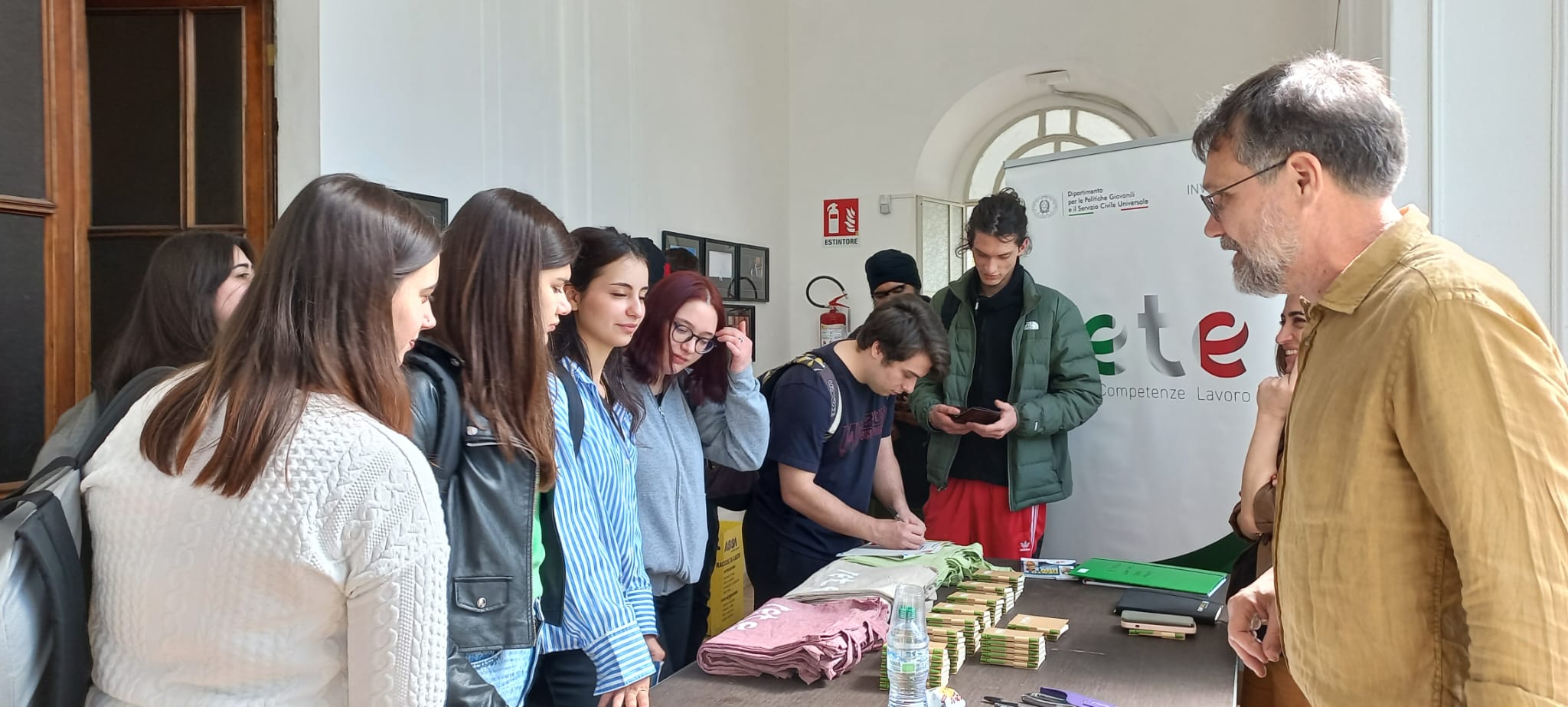 Hub Rete di Novara al Career Day presso il centro giovanile Nòva