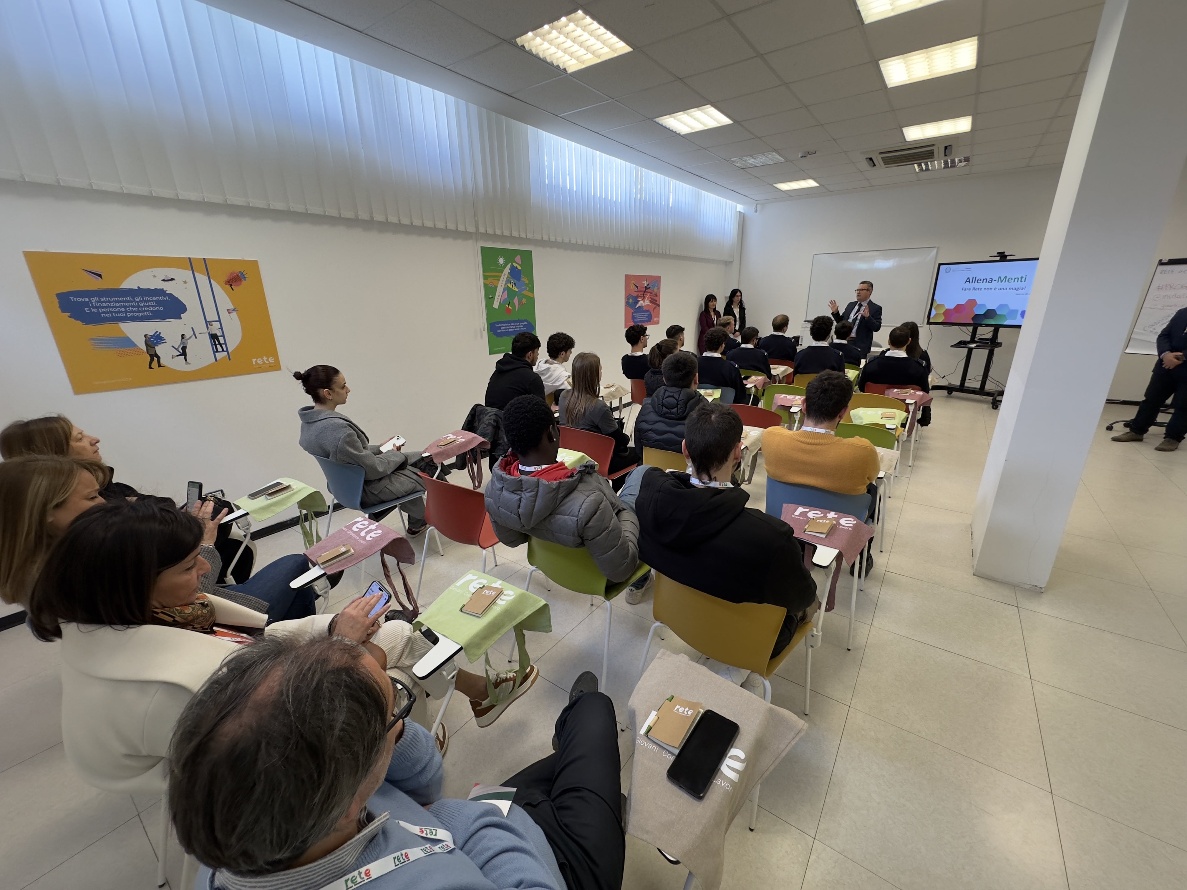 Il 5 e il 6 dicembre vi aspettiamo presso l'Hub di Salerno del progetto Rete