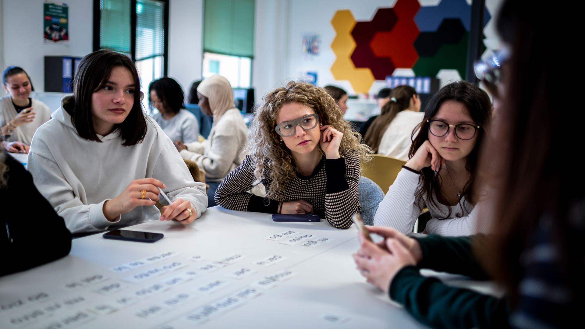 Gli Hub Rete promuovono iniziative di sensibilizzazione, formazione e empowerment femminile in occasione della Giornata internazionale per l’eliminazione della violenza contro le donne.