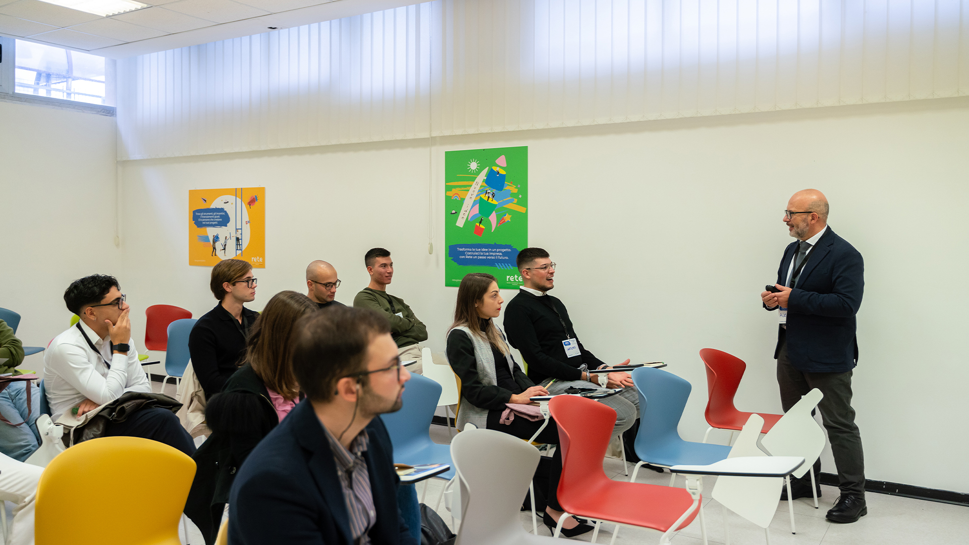 Un momento del laboratorio sul personal branding e la comunicazione digitale svolto presso l’Hub Rete Salerno.